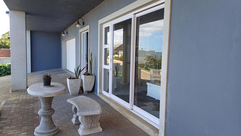 4 Bedroom Property for Sale in Tergniet Western Cape